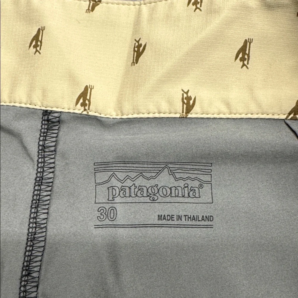 Patagonia Men's Board Shorts - Black and Teal - Picture 3 of 5